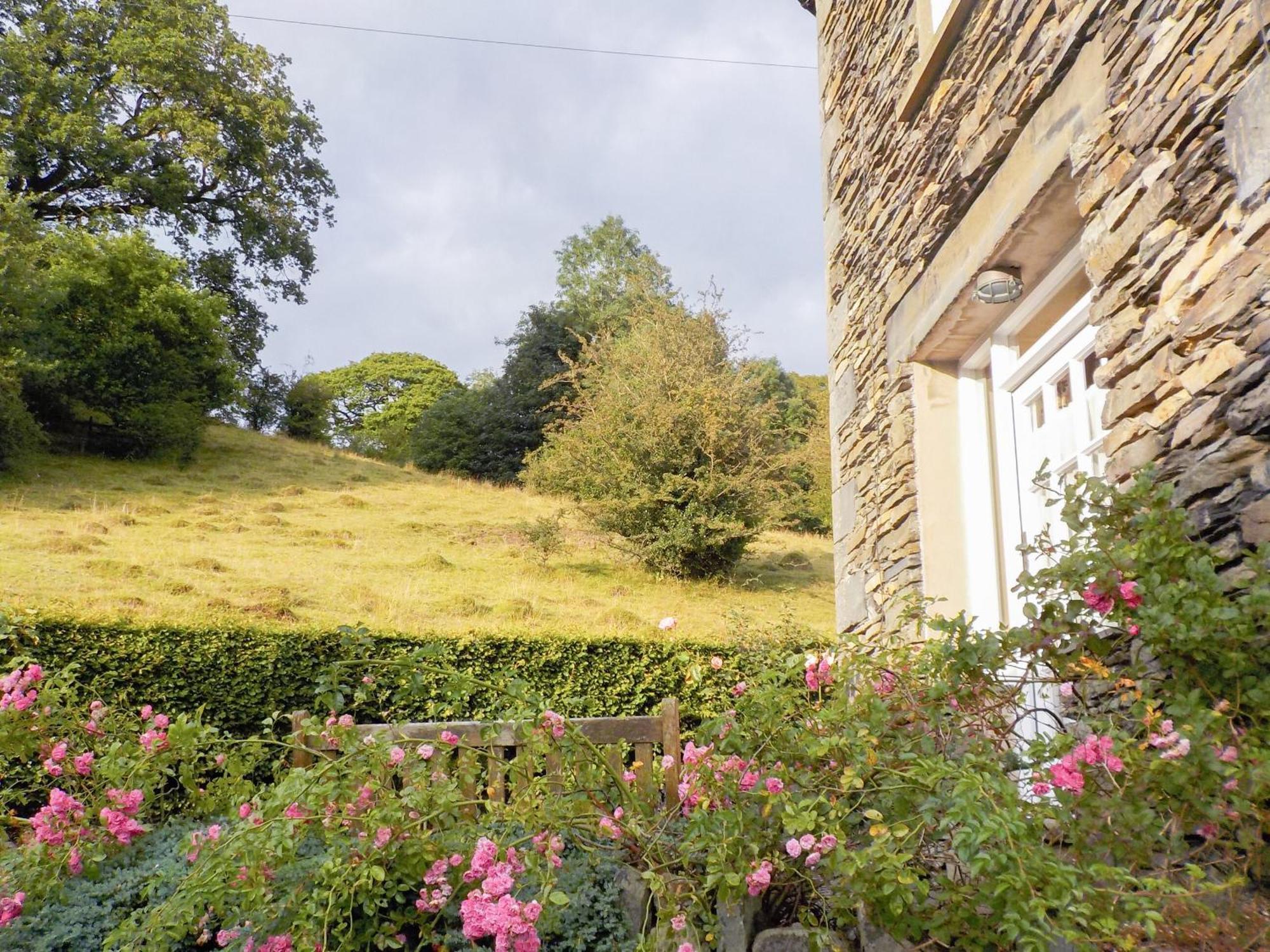 Near Sawrey Letterbox Cottage מראה חיצוני תמונה